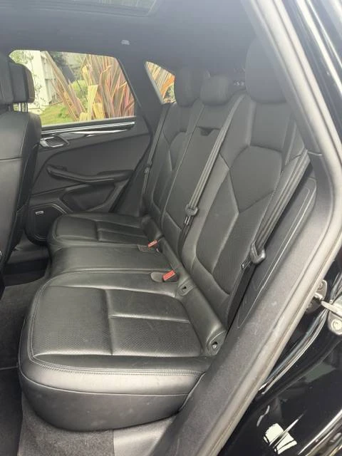 2021 Porsche Macan - Image 10 of 19
