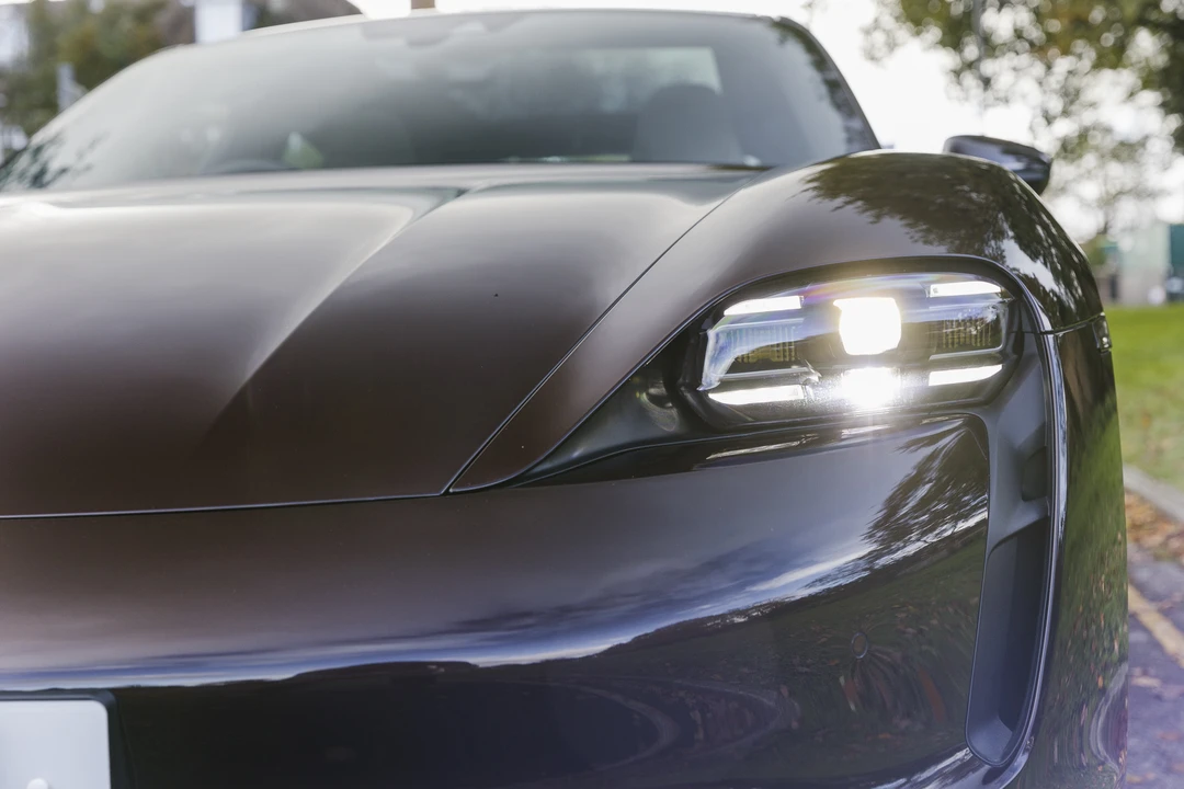2021 Porsche Taycan - Image 19 of 31