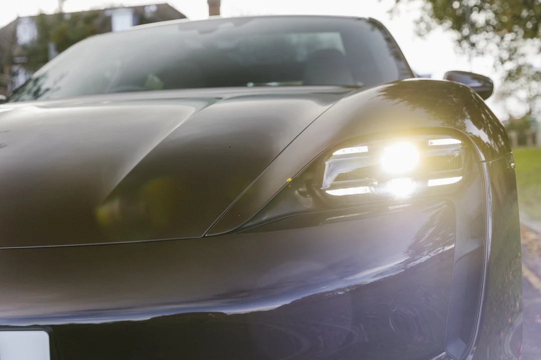 2021 Porsche Taycan - Image 20 of 31