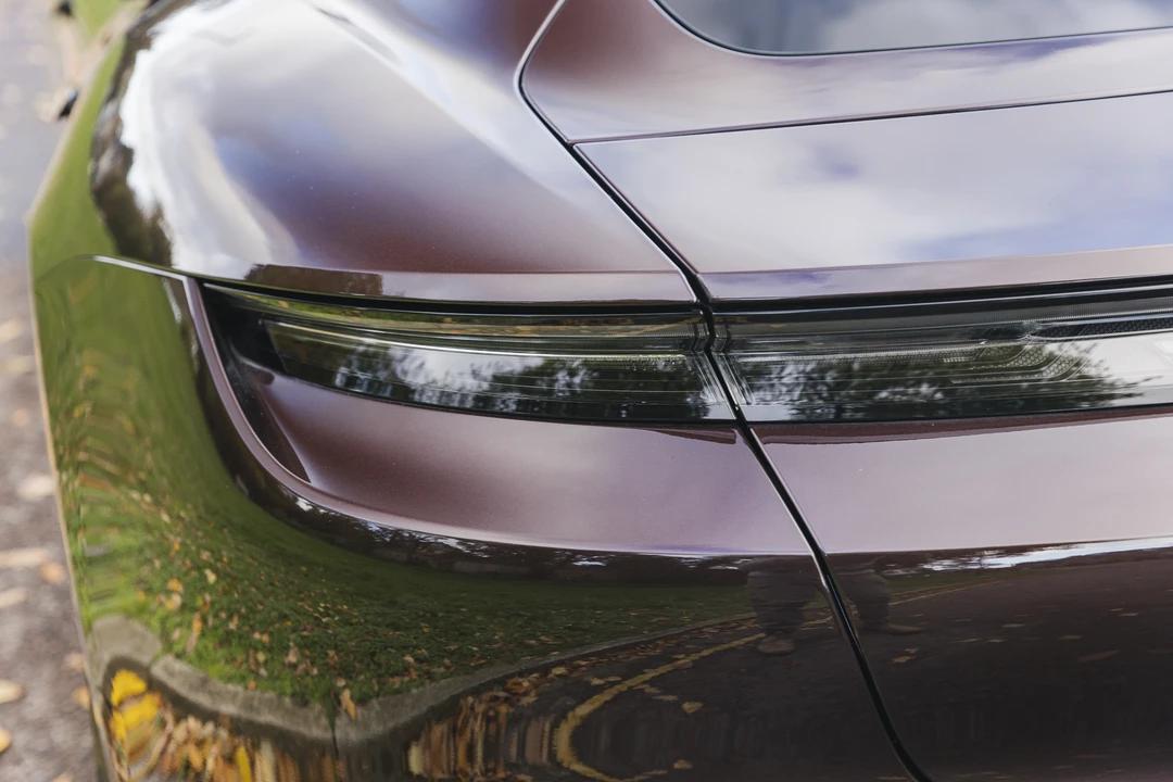 2021 Porsche Taycan - Image 26 of 31