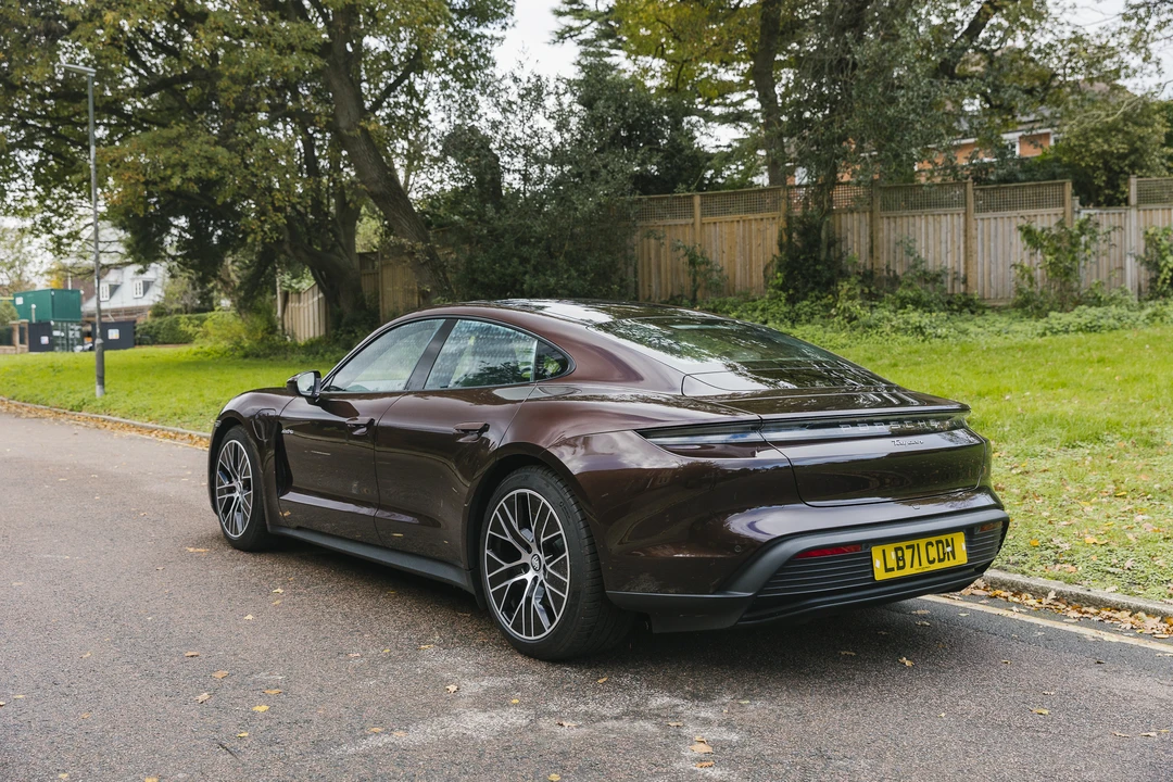 2021 Porsche Taycan - Image 16 of 31