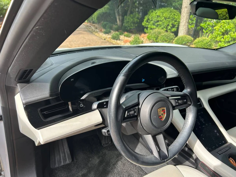 2021 Porsche Taycan - Image 10 of 18