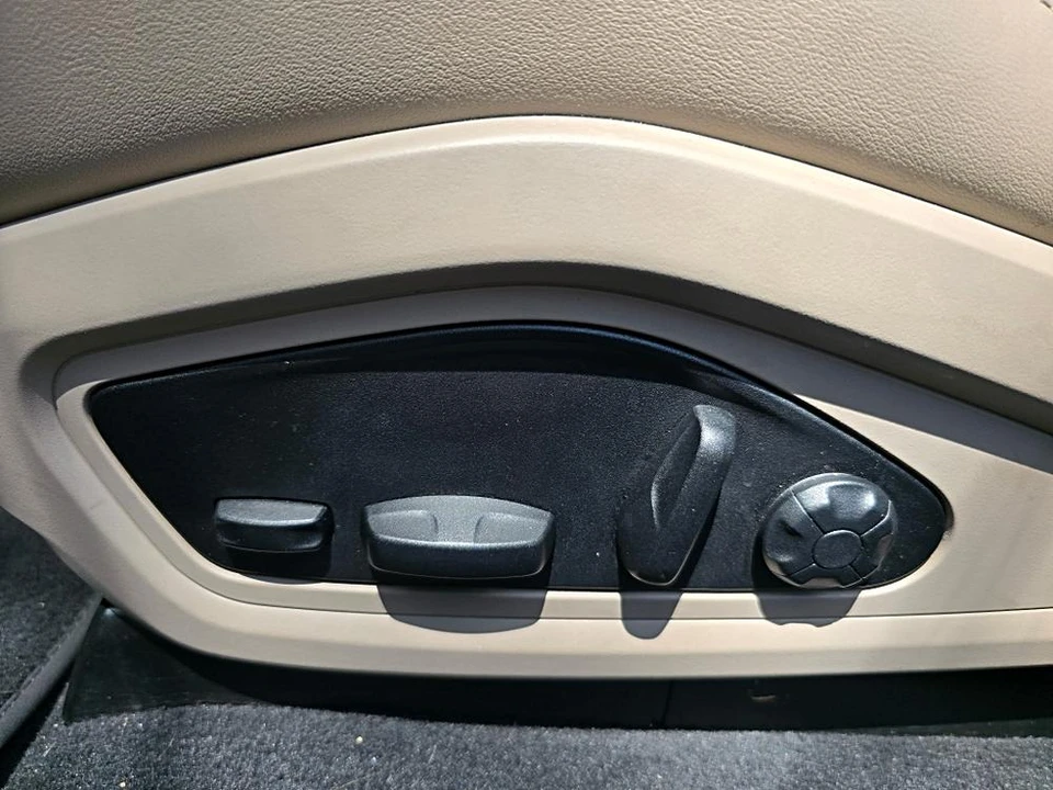 2022 Porsche Taycan - Image 31 of 31