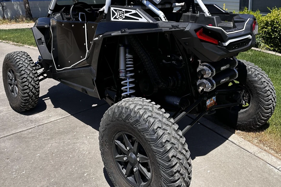 2021 Polaris - Image 10 of 31