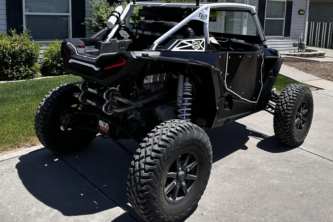 2021 Polaris - Image 13 of 31