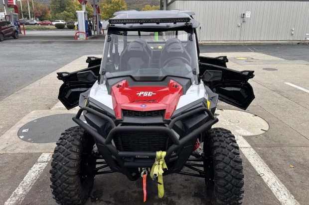 2021 Polaris - Image 3 of 7
