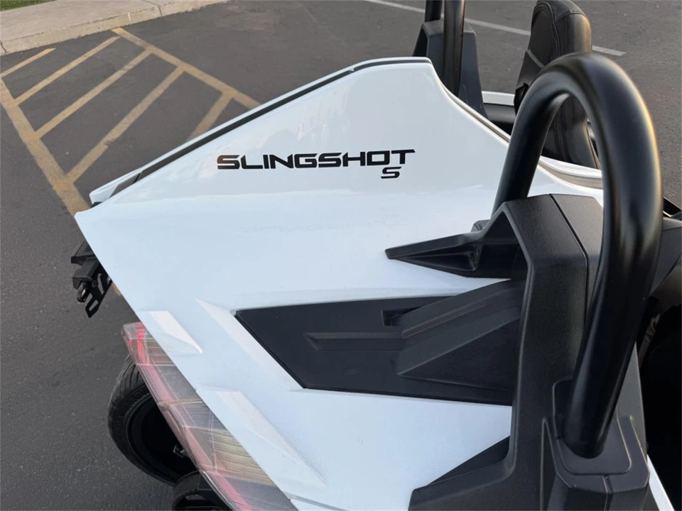 2021 Polaris Slingshot - Image 15 of 18