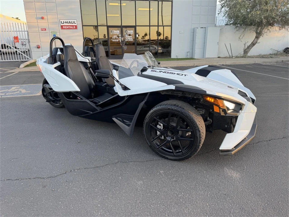 2021 Polaris Slingshot - Image 2 of 18