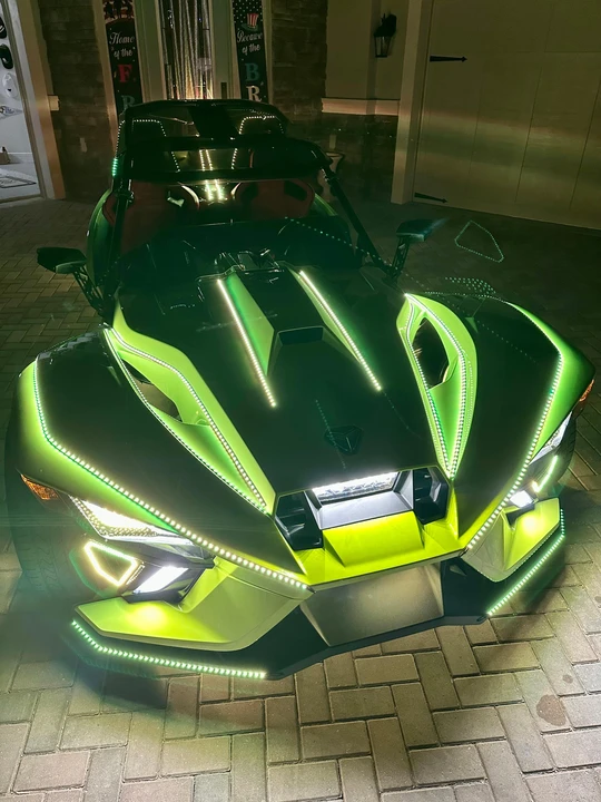 2021 Polaris Slingshot - Image 15 of 31