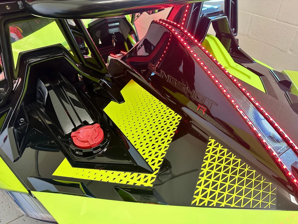 2021 Polaris Slingshot - Image 22 of 31