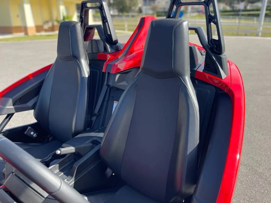 2021 Polaris Slingshot - Image 27 of 31