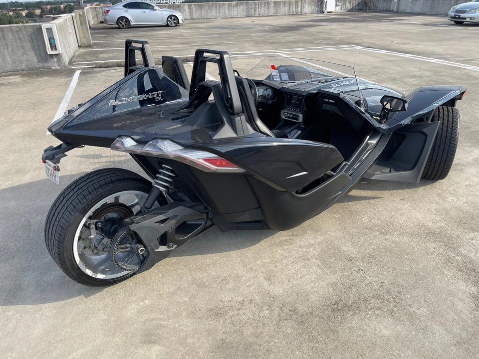 2021 Polaris Slingshot - Image 21 of 31
