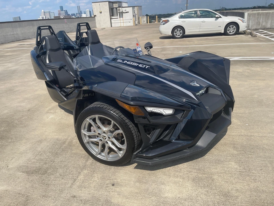 2021 Polaris Slingshot - Image 25 of 31