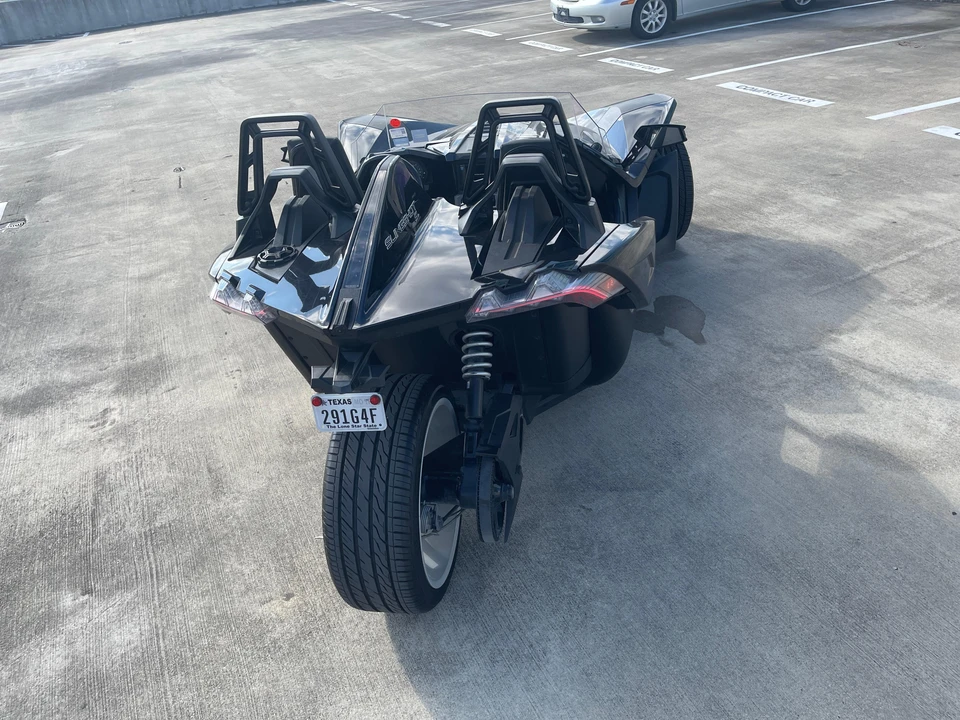 2021 Polaris Slingshot - Image 14 of 31