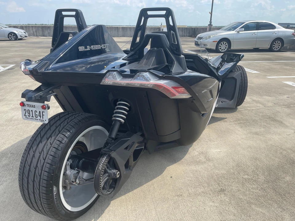 2021 Polaris Slingshot - Image 16 of 31