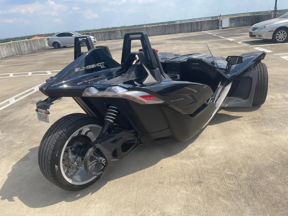 2021 Polaris Slingshot - Image 19 of 31