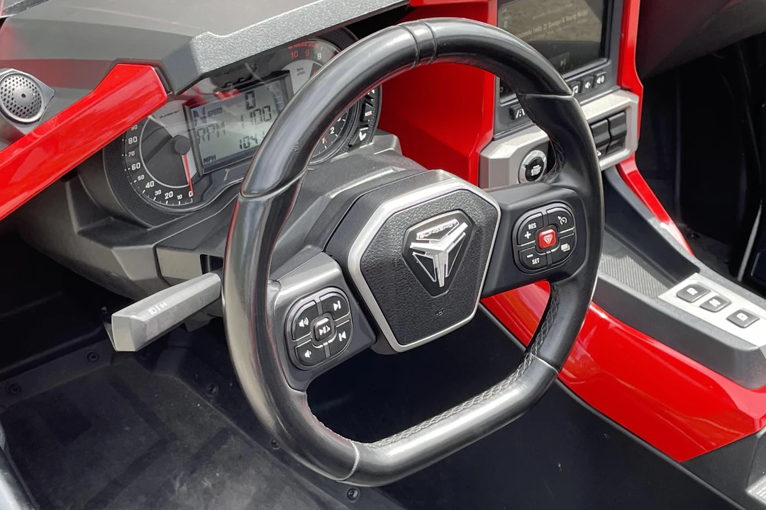 2021 Polaris Slingshot - Image 31 of 31