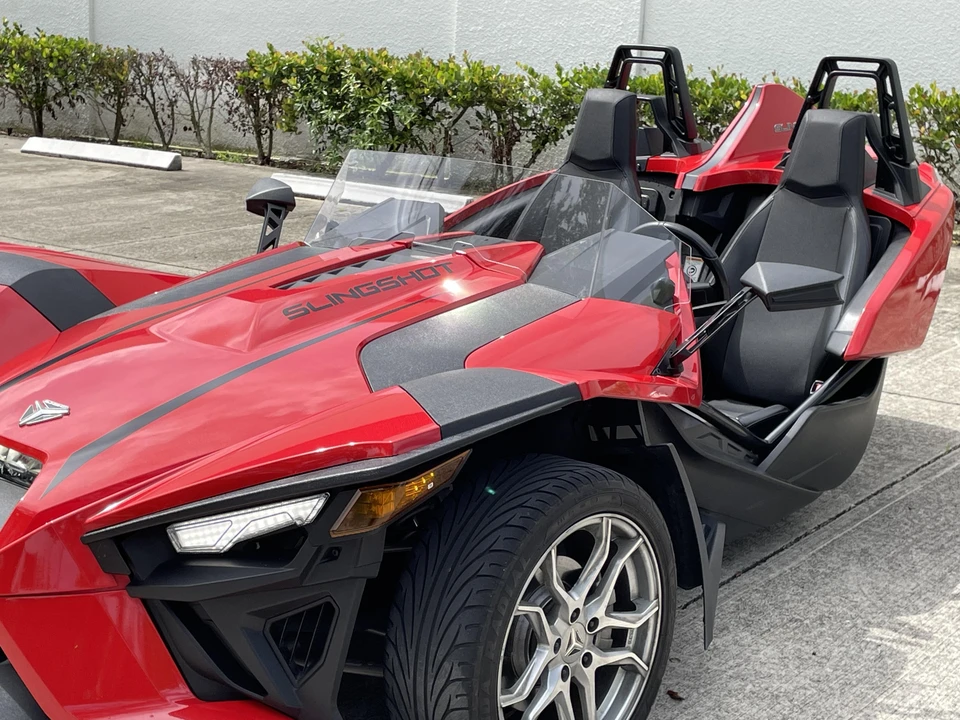 2021 Polaris Slingshot - Image 19 of 31