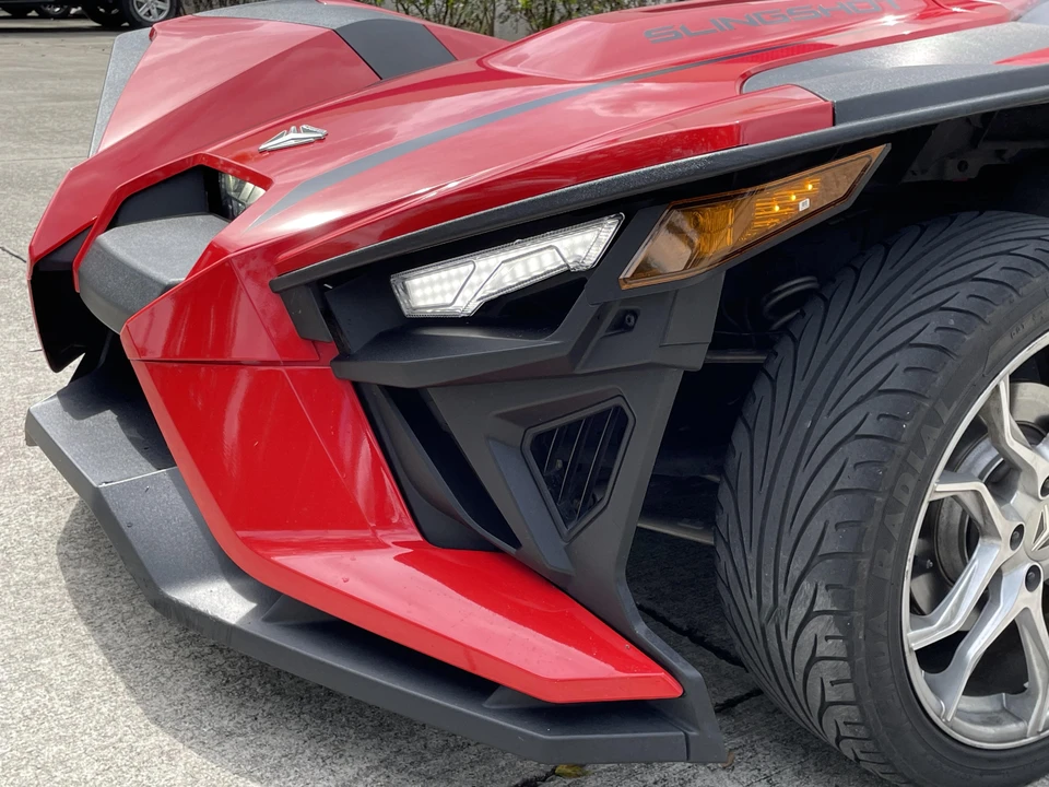 2021 Polaris Slingshot - Image 17 of 31