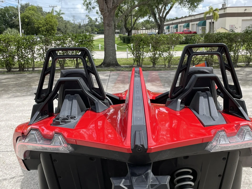 2021 Polaris Slingshot - Image 23 of 31