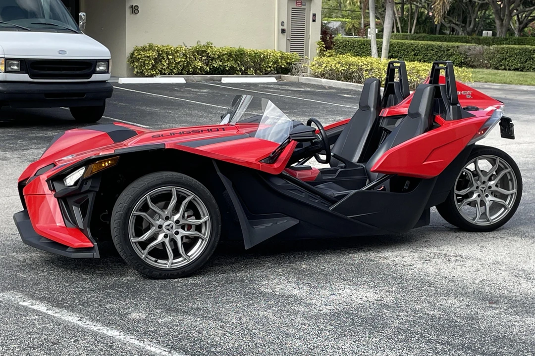 2021 Polaris Slingshot - Image 3 of 31
