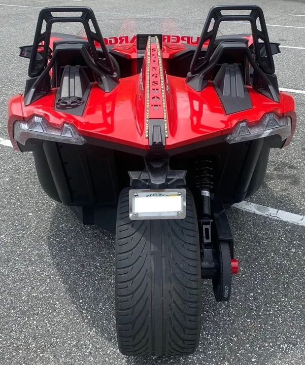 2021 Polaris Slingshot - Image 7 of 15