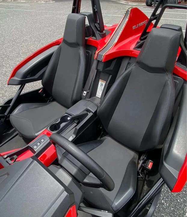 2021 Polaris Slingshot - Image 11 of 15