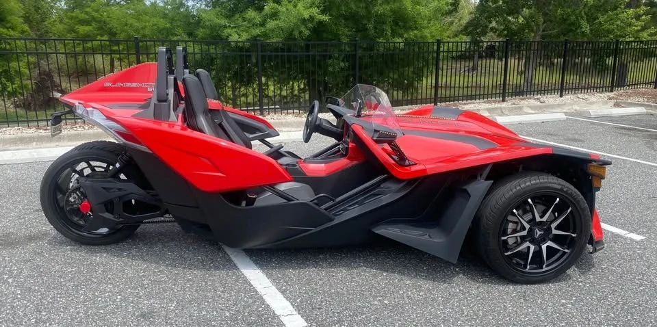2021 Polaris Slingshot - Image 8 of 15