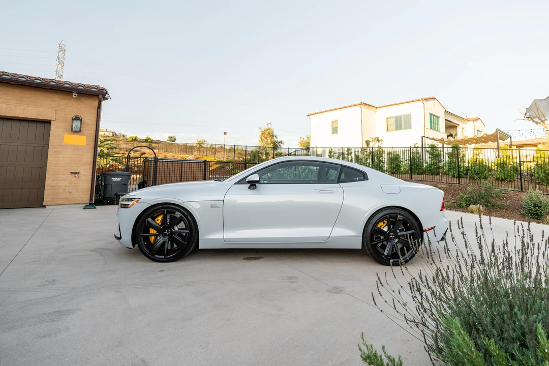 2021 Polestar 1 - Image 9 of 31