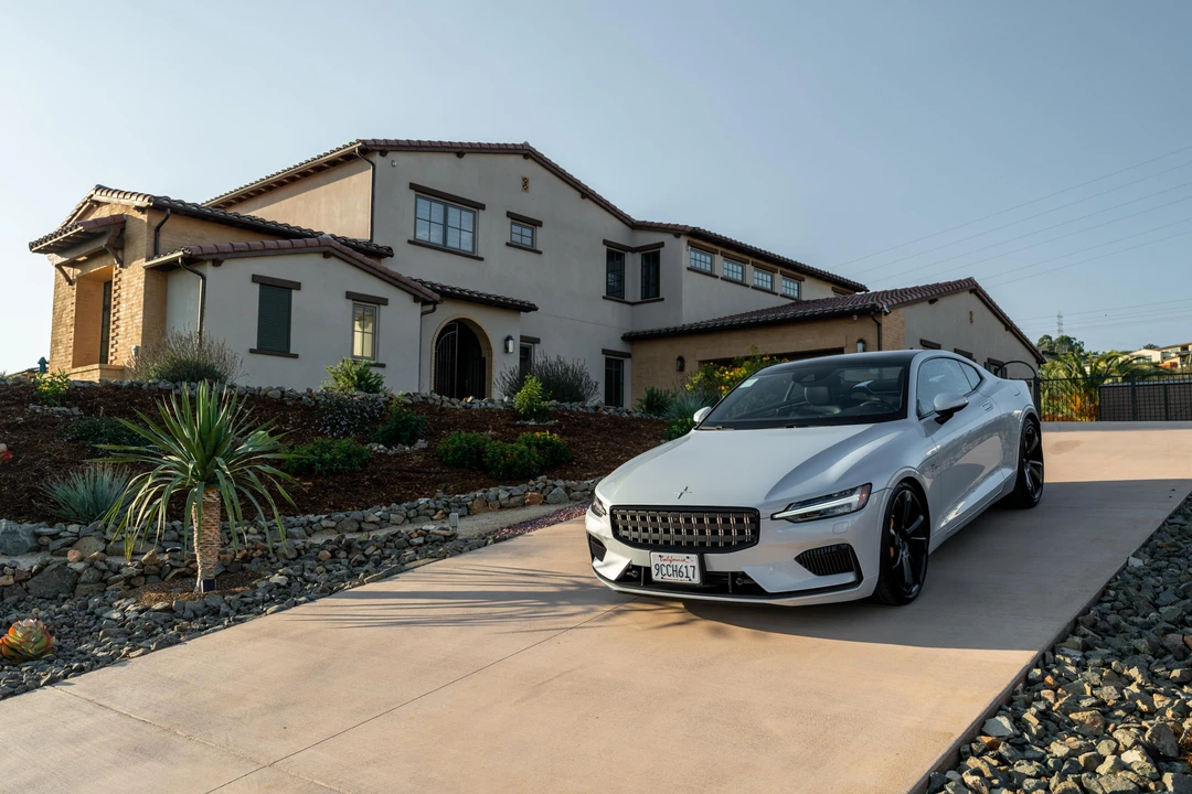 2021 Polestar 1 - Image 7 of 31