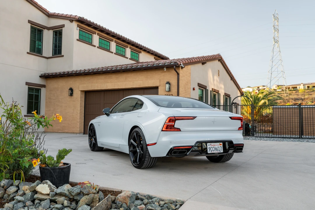 2021 Polestar 1 - Image 10 of 31