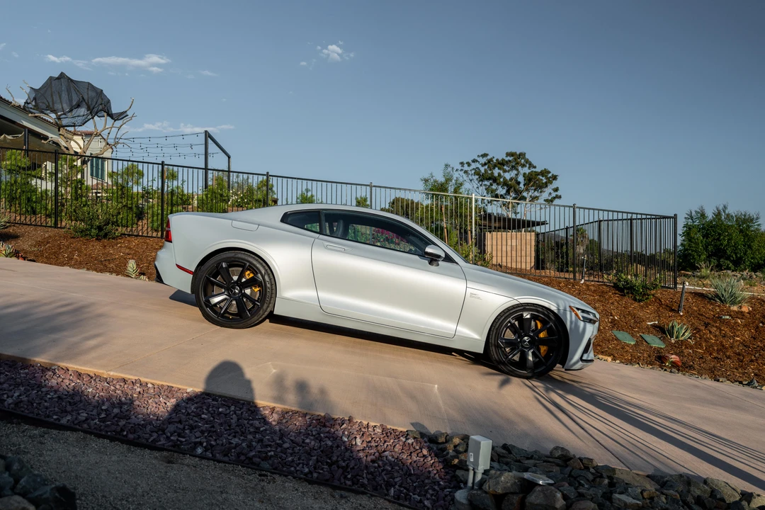 2021 Polestar 1 - Image 11 of 31