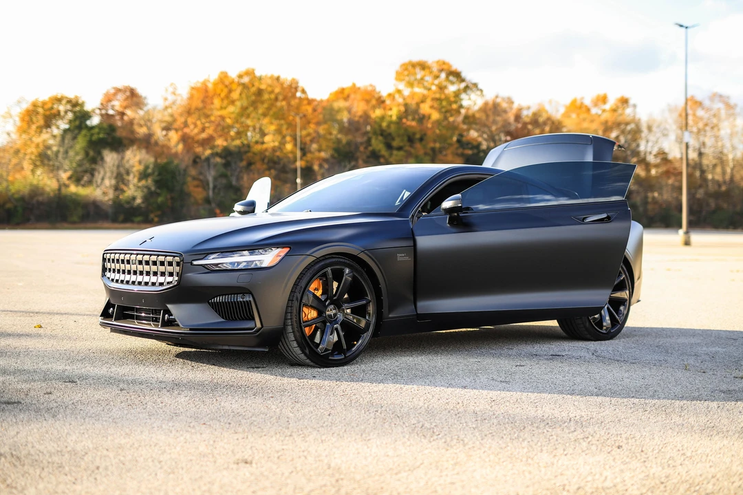 2021 Polestar 1 - Image 13 of 31