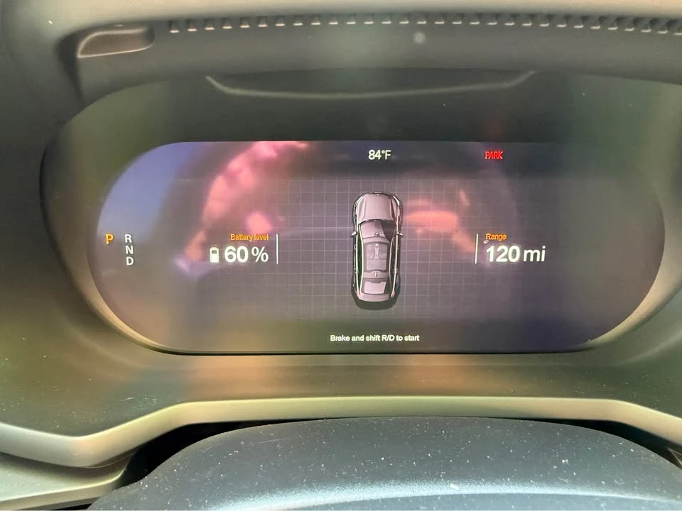 2021 Polestar 2 - Image 8 of 11