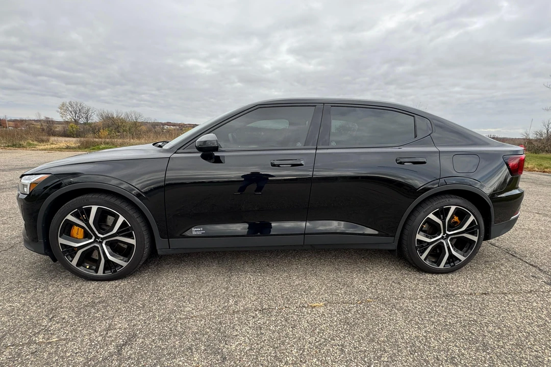 2021 Polestar 2 - Image 3 of 31