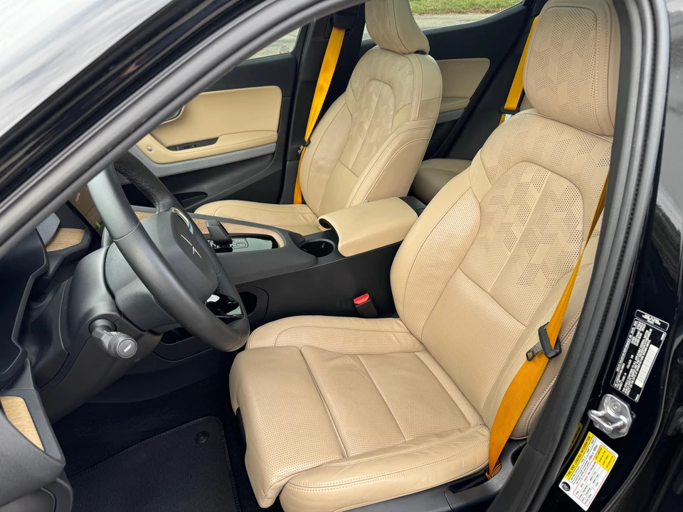 2021 Polestar 2 - Image 28 of 31