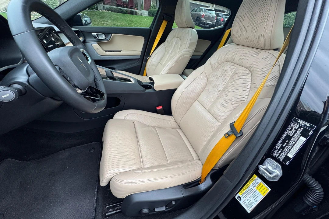 2021 Polestar 2 - Image 24 of 31