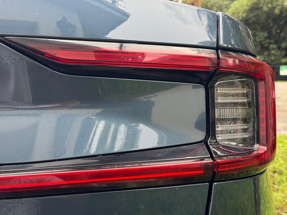 2021 Polestar 2 - Image 16 of 31