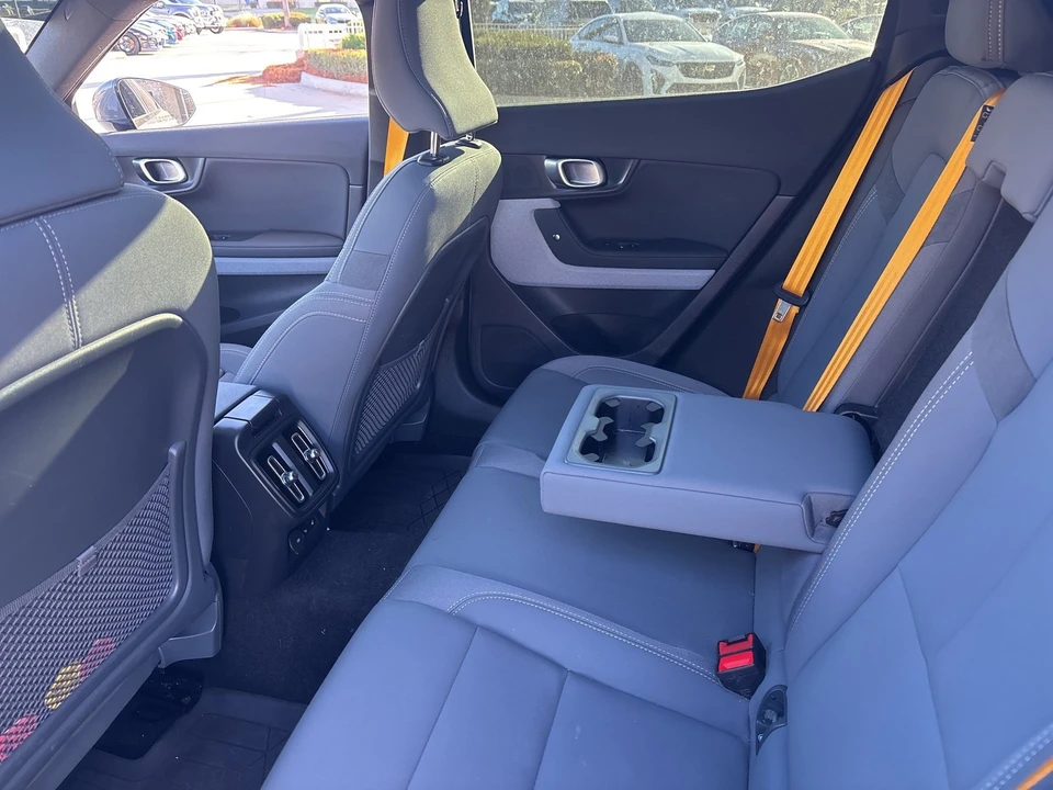 2021 Polestar 2 - Image 6 of 8