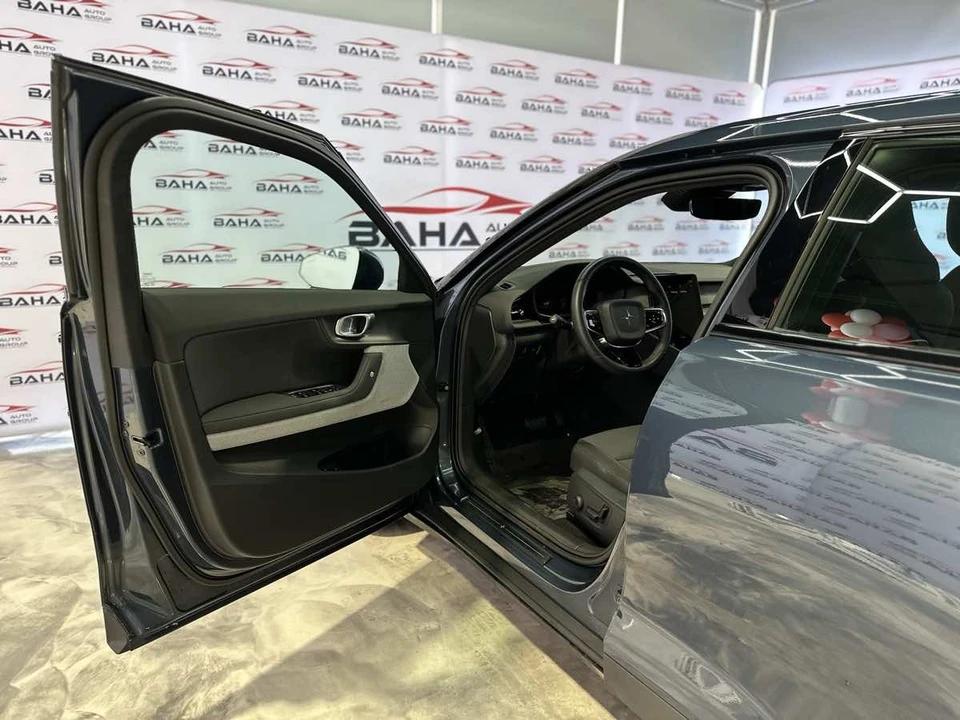 2021 Polestar 2 - Image 19 of 21
