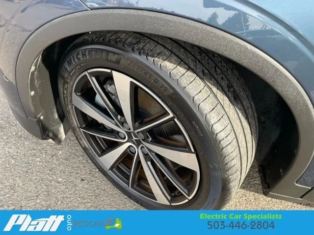2021 Polestar 2 - Image 16 of 21