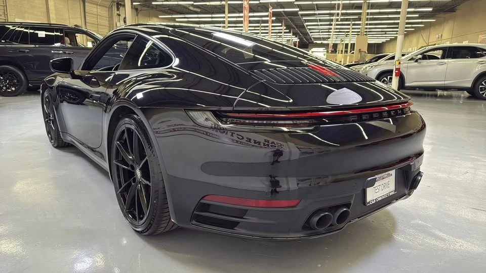 2021 Porsche 992 Carrera - Image 9 of 20