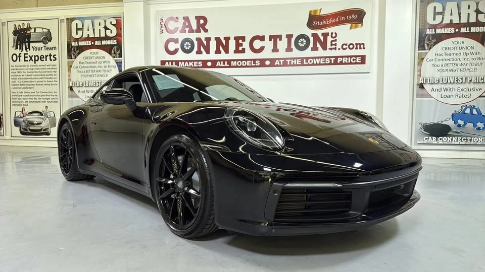 2021 Porsche 992 Carrera - Image 2 of 20