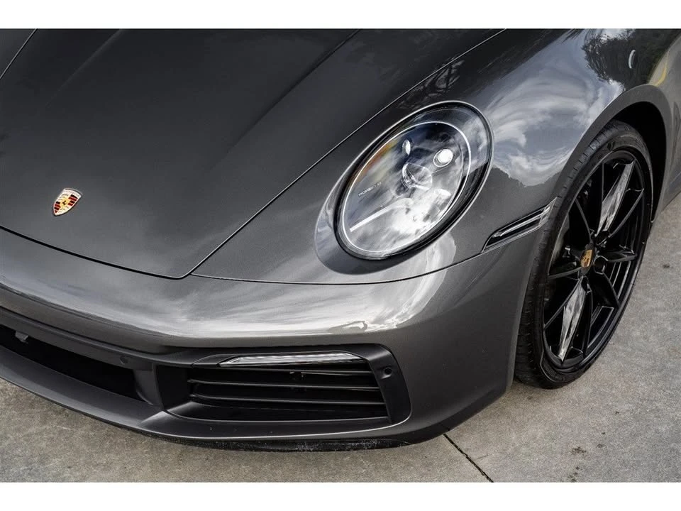 2021 Porsche 992 Carrera - Image 18 of 19
