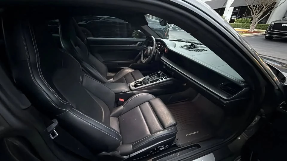 2021 Porsche 992 Carrera - Image 9 of 10