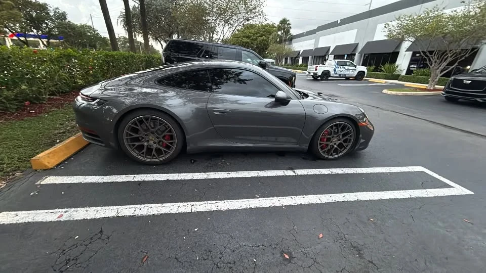 2021 Porsche 992 Carrera - Image 8 of 10