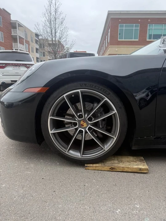 2021 Porsche 992 Carrera - Image 4 of 5