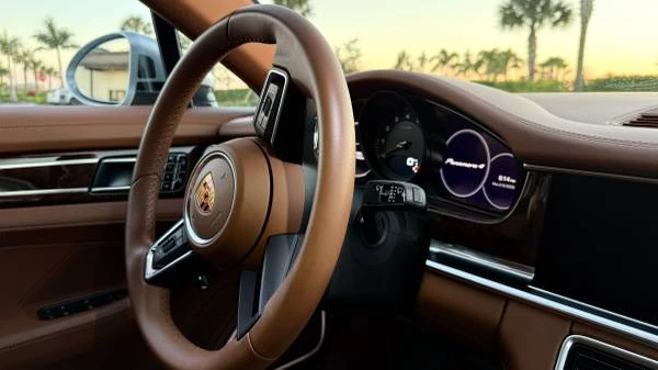2021 Porsche 971 Panamera - Image 18 of 21