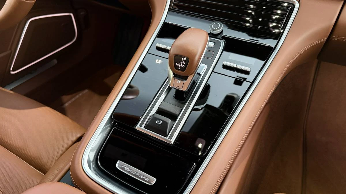 2021 Porsche 971 Panamera - Image 19 of 23