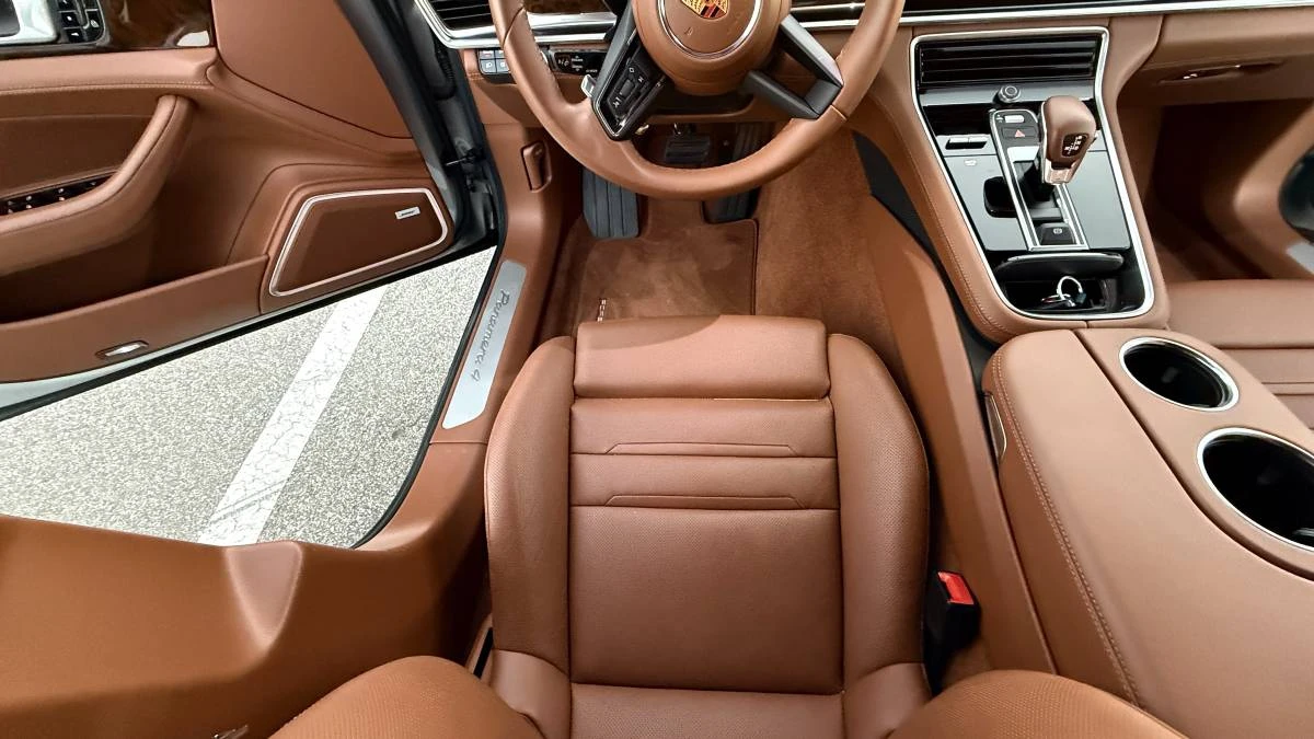 2021 Porsche 971 Panamera - Image 16 of 23